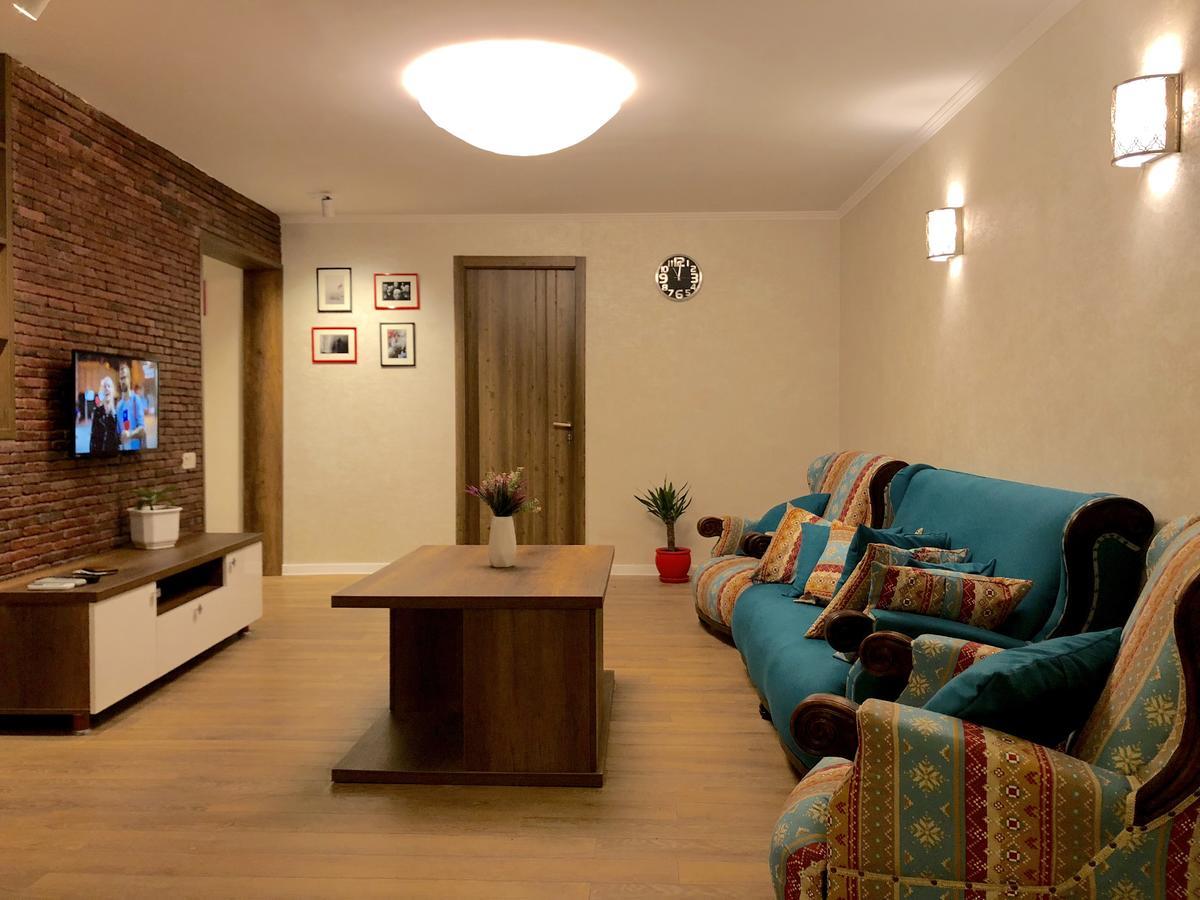 Flat 139 - Old * Tbilisi